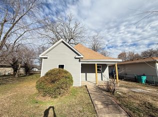 1407 W Thoman St, Springfield, MO 65803