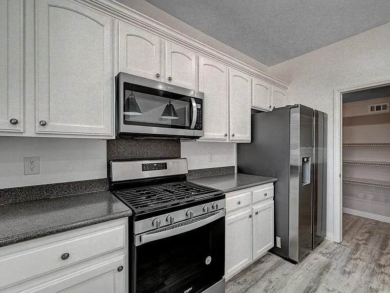 9072 Burning Sun Ave — Photo 3