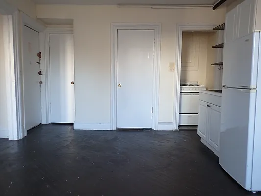 Rented by Hakeem Shahid, LREB | media 2