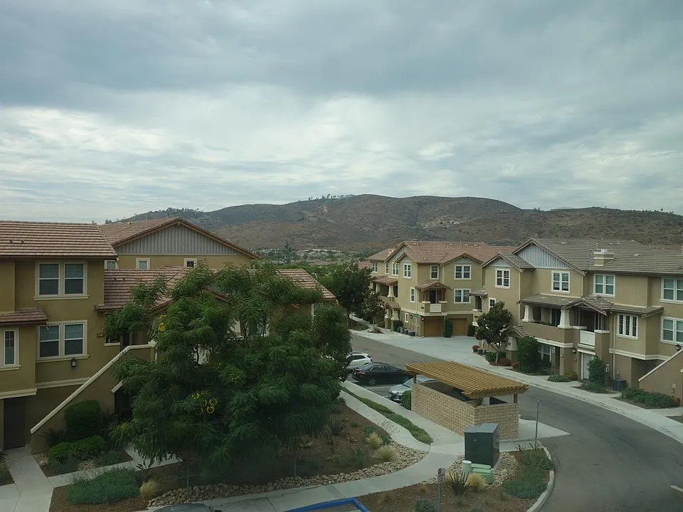 16934 Laurel Hill Ln #162