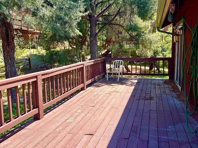 14700 Voltaire Dr — Photo 36