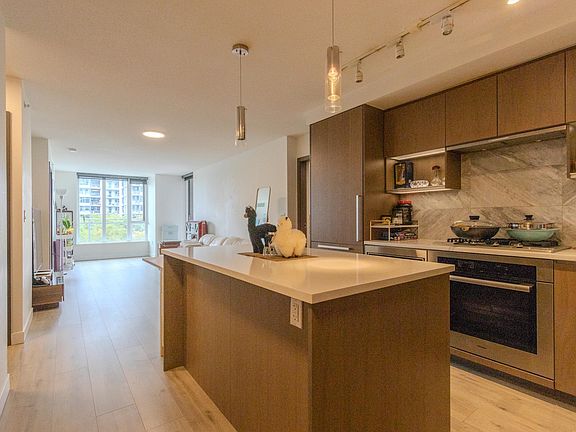 2nd image of 8988 Patterson Rd #631