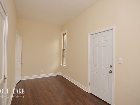 3rd image of 1855 N Keeler Ave #2