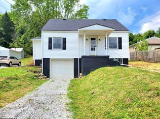 1904 Pleasant Valley Rd, Fairmont, WV 26554