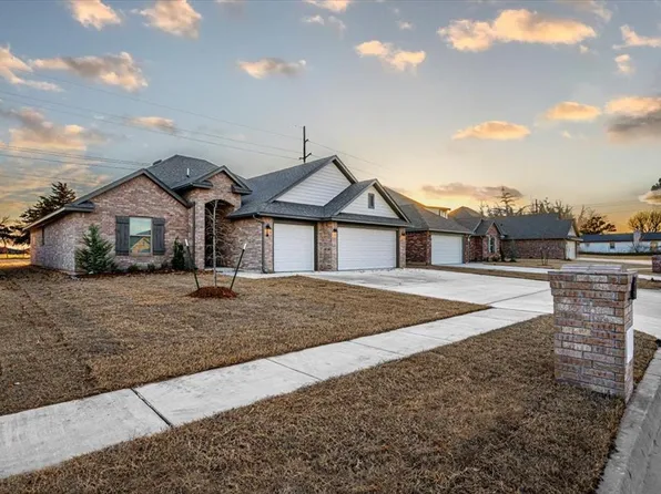 708 Black Mesa Ct, Yukon, OK 73099
