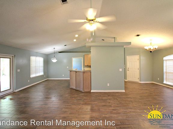 3rd image of 7776 Ramona Dr