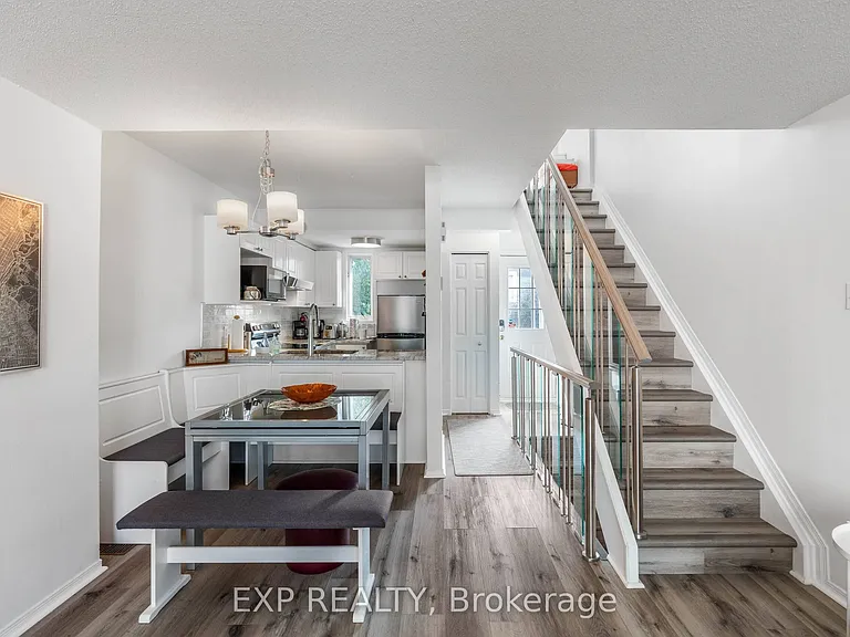 166 Forward Ave — Photo 10
