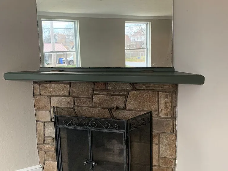 501 Hill St — Photo 16