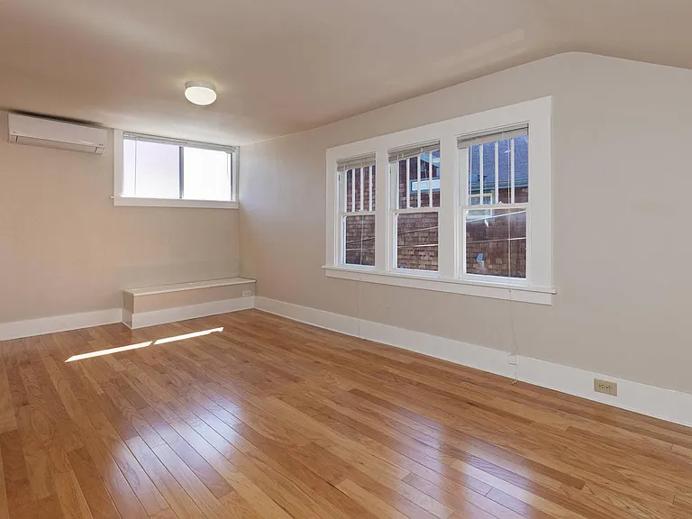 5807 Lawton Ave #UPPER — Photo 4