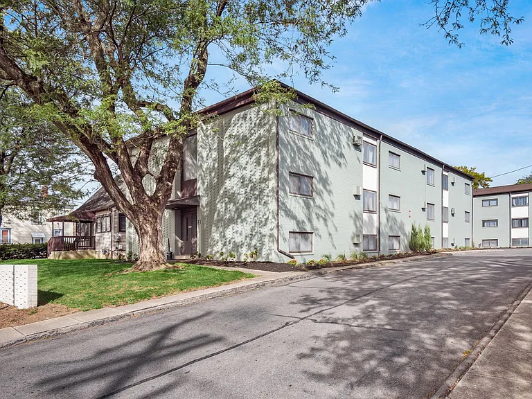 The Chambers Apartments — Photo 49