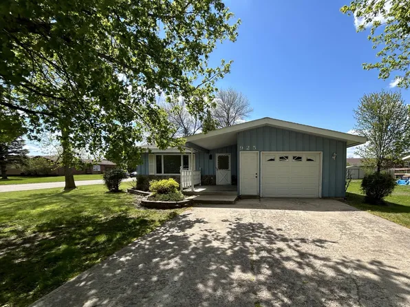 925 Ash St, Appleton, MN 56208