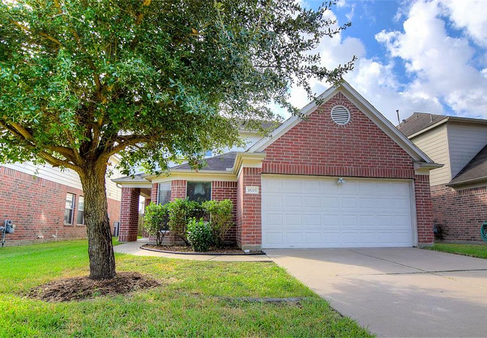 1st image of 18215 Echo Mar Ln