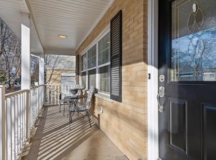 141 Kainer Ave, Barrington, IL 60010