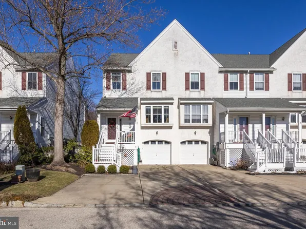 9 Crump Ln, Merchantville, NJ 08109