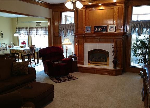 4th image of 1309 Foxtail Dr