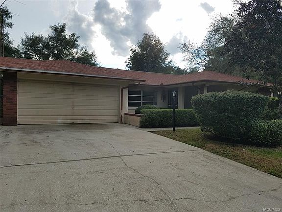 3rd image of 8640 N Sarazen Dr