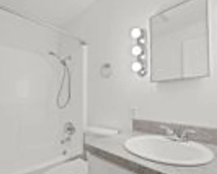 Park Ridge Apartments — Photo 97