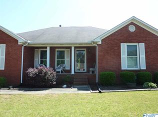 22204 Diamond Pointe Dr, Athens, AL 35613