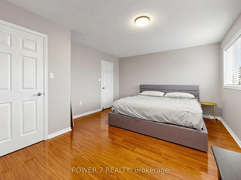 117 Saint Urbain Dr — Photo 26