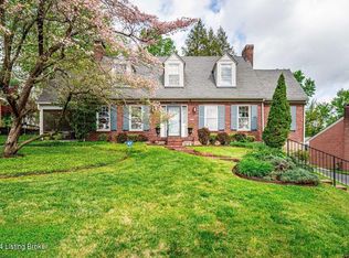 1211 Cardinal Dr, Audubon Park, KY 40213