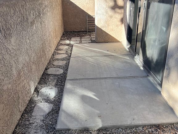 2nd image of 22100 Burbank Blvd Unit 132