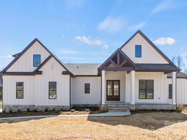 2712 Henry Baucom Rd, Monroe, NC 28110
