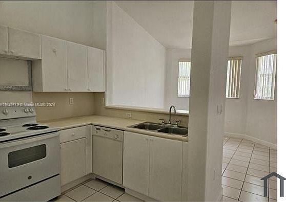 4th image of 1666 SE 27th Ct Unit 206