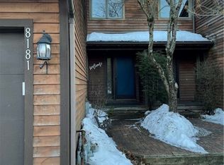 8184 Bluffview Dr, Manlius, NY 13104