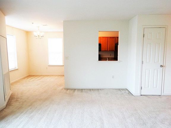 Living & Dining Area