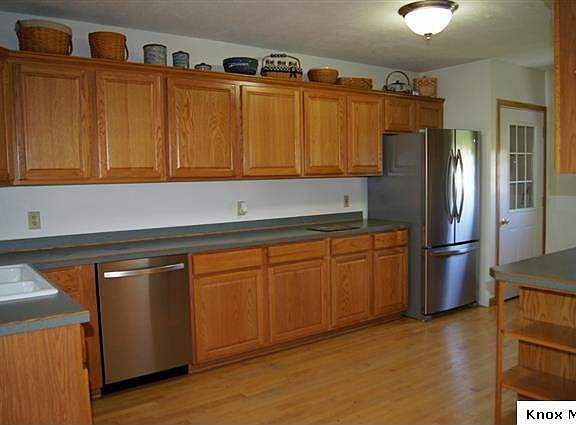 3rd image of 18 Buena Vista Ave