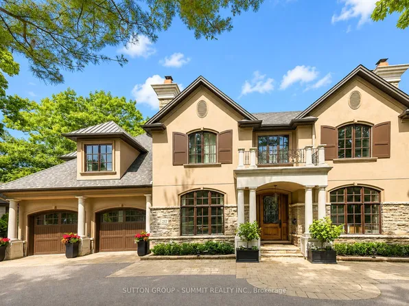 217 Eastcourt Rd, Oakville, ON L6J 4Y5