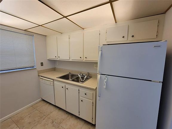 3rd image of 1850 N Congress Ave APT 104