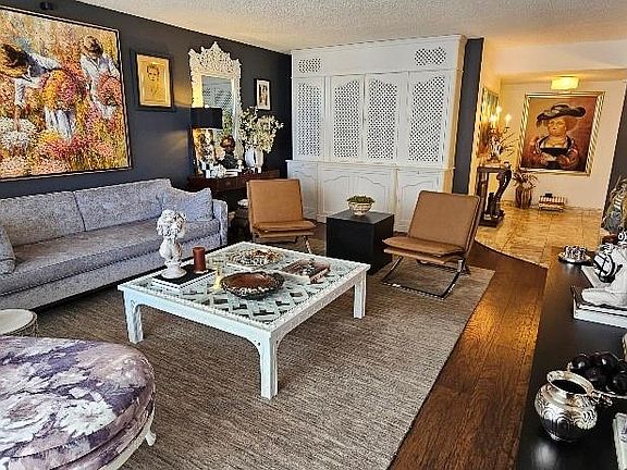 2nd image of 18061 Biscayne Blvd APT 901