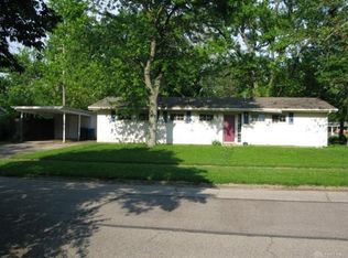 512 Crystal Dr, Dayton, OH 45431