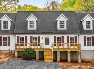 580 Greenbrier Farm Trl, Siler City, NC 27344