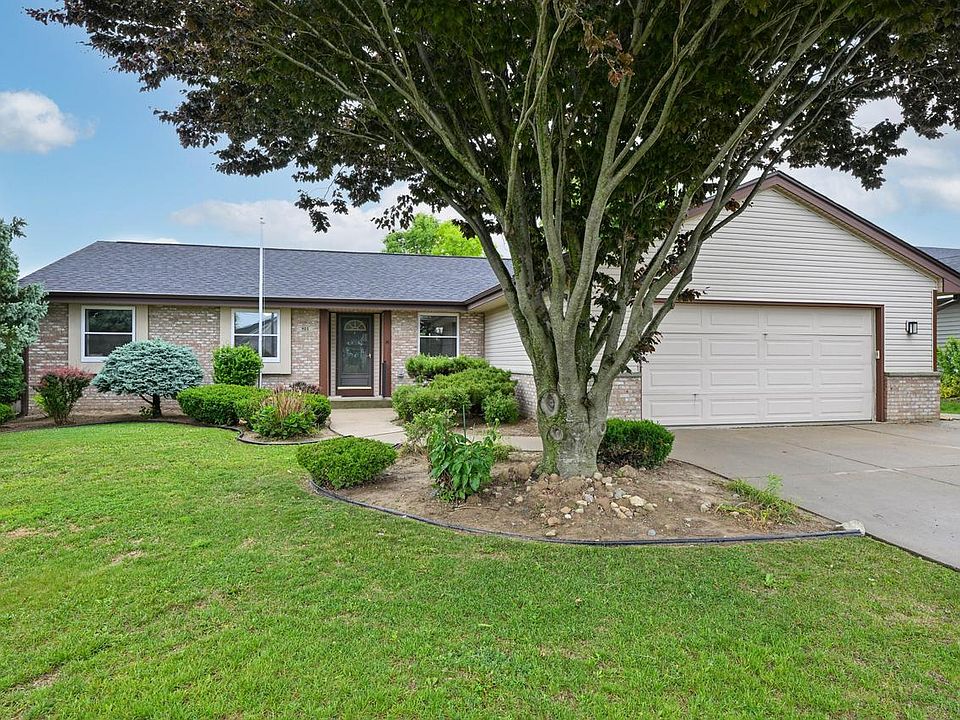 1st image of 925 E Fitzsimmons ROAD