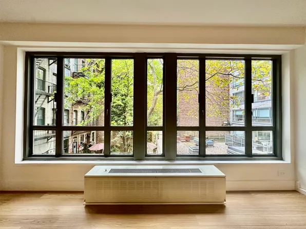 501 East 87th Street image 4 of 27