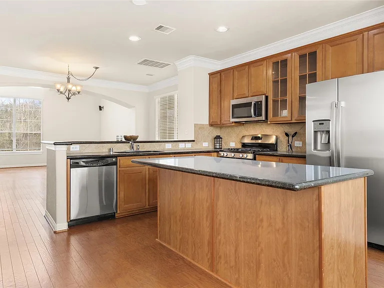 3334 Clearview Villa Way — Photo 10