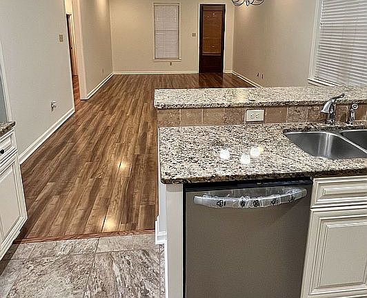 5th image of 303 Rolling Mill Ln