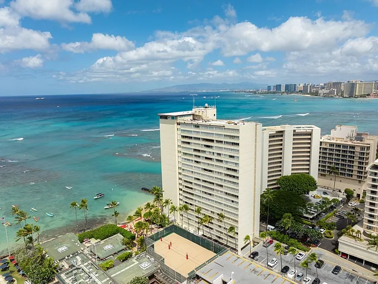 2895 Kalakaua Ave #501 — Photo 38