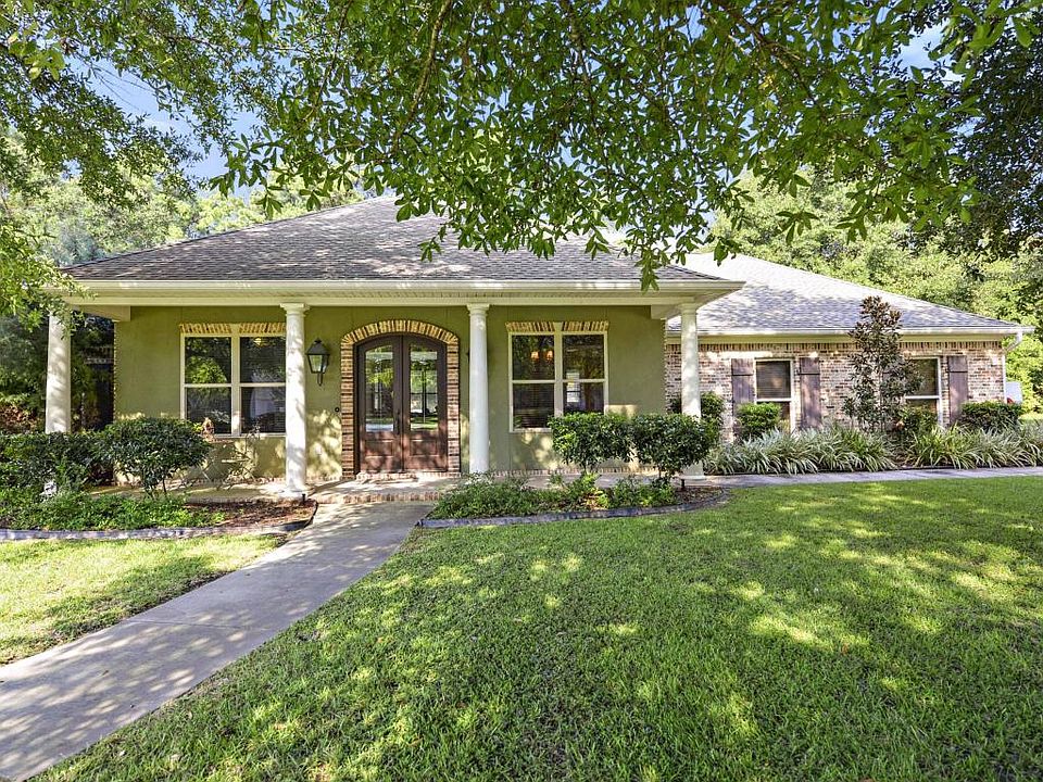 1st image of 815 Canebrake Dr