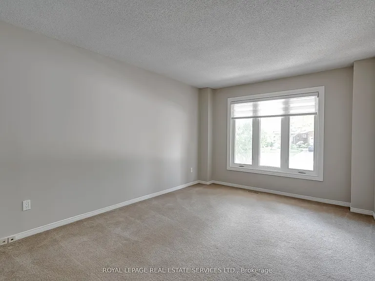 265 Mississaga St — Photo 10