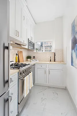 Sold by Douglas Elliman | media 9