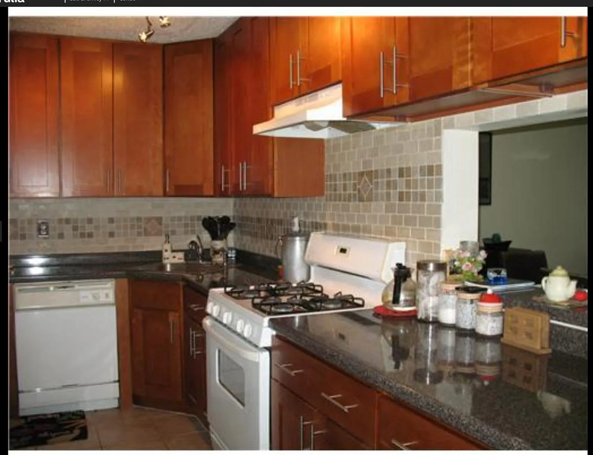 2 bed, 2.5 bath, 1500 sqft, $3,000 — Photo 2