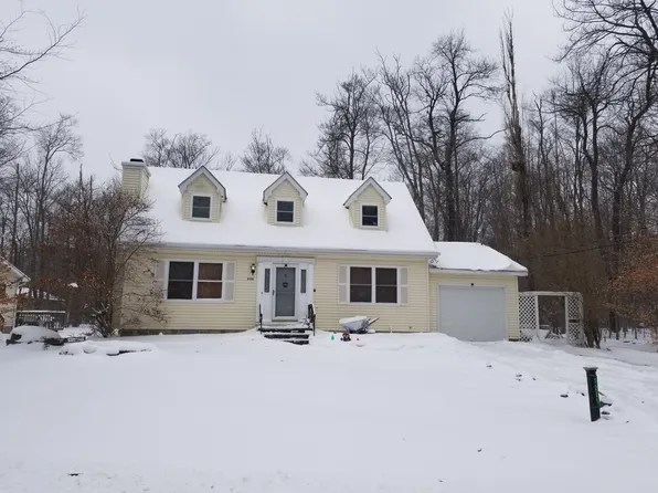1281 Winding Way, Tobyhanna, PA 18466