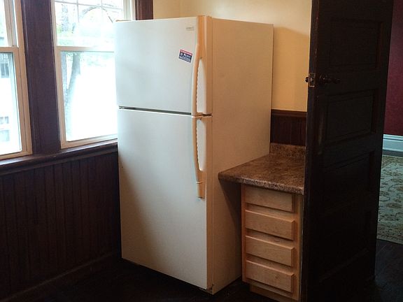5th image of 1061 W 8th Street # Fl 2nd