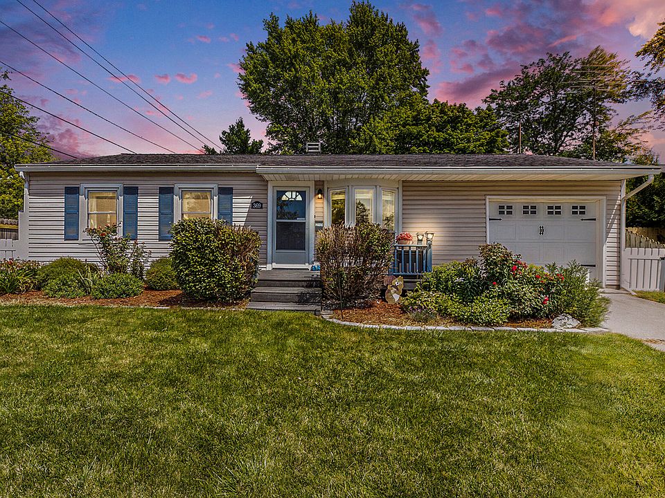 1st image of 369 Argyle Cres