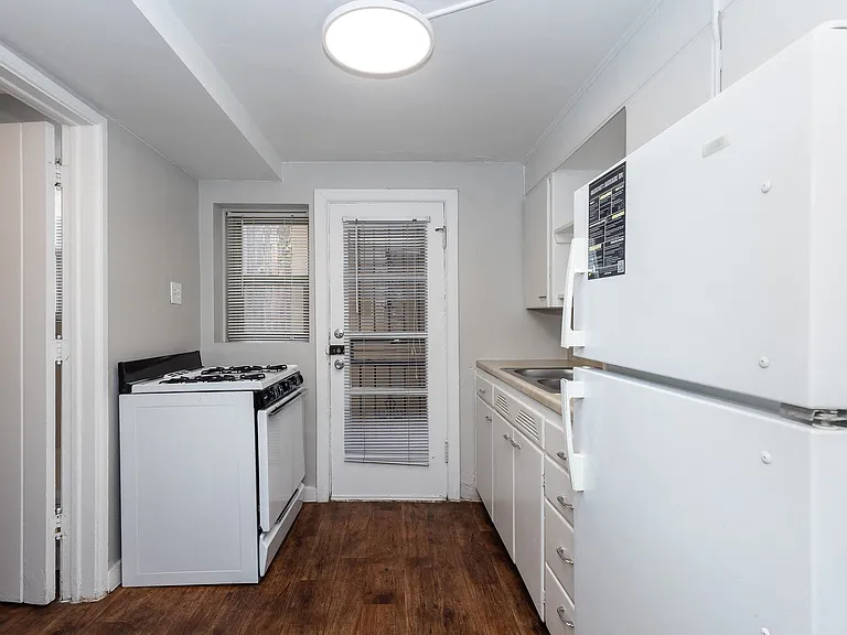 1330 Josephine St — Photo 20