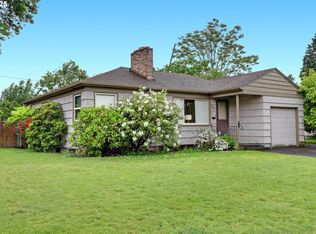 9936 SE Lincoln St, Portland, OR 97216