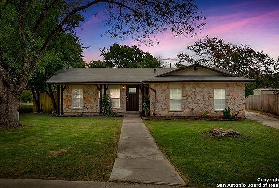 2nd image of 302 Diana Dr